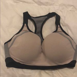 34D victoria’s secret push up sports bra